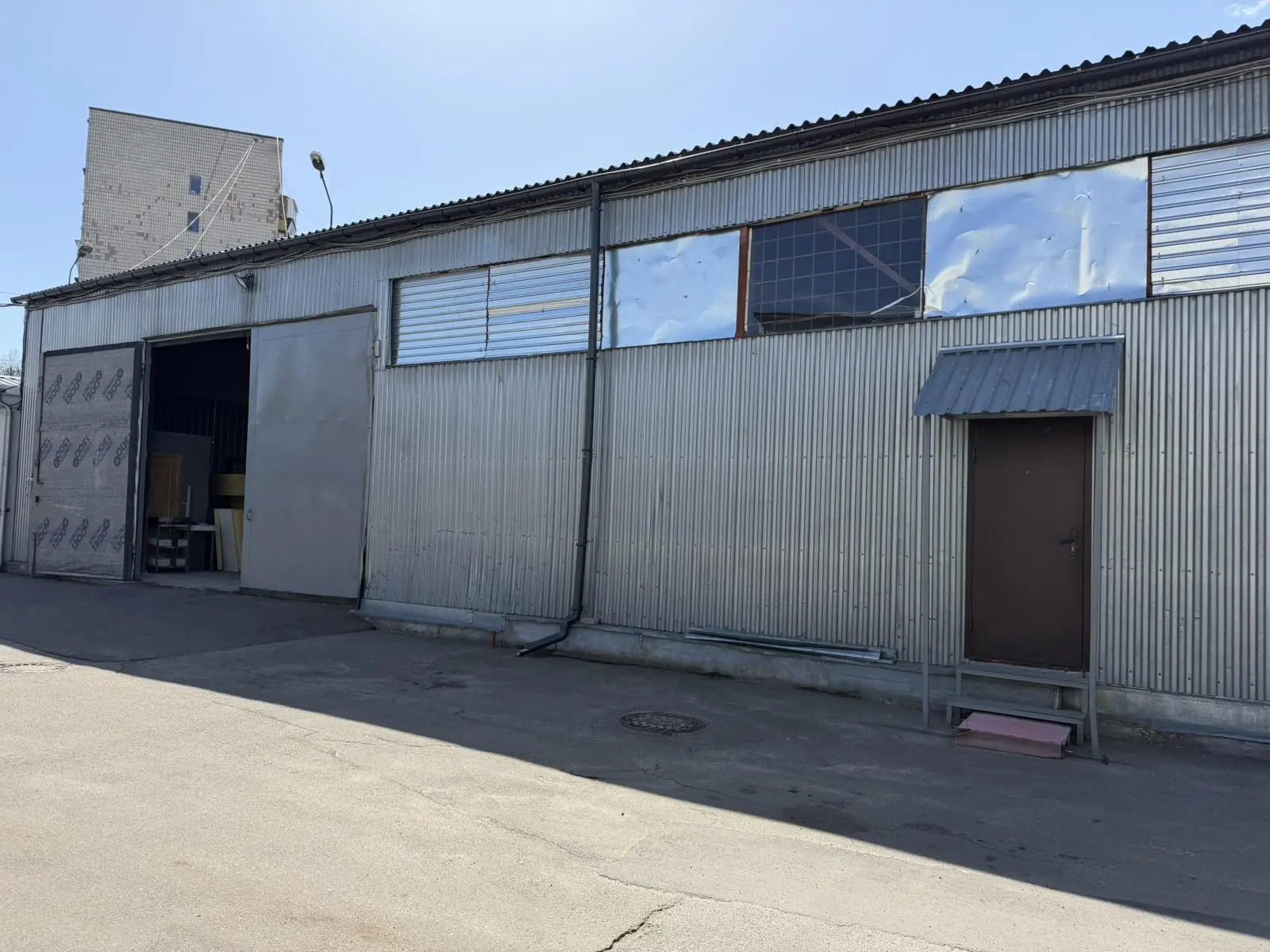 Фото Орендувати склад, Академіка Туполєва вул.  Київ в довгострокову оренду, ціна: 155835 UAH, код 4510