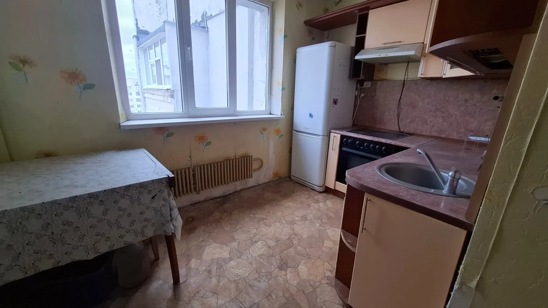Фото Selling a 3-room apartment, 71 sq.m., Velyka Kiltseva street 128 Kharkiv, price: 25000 $, code 4104
