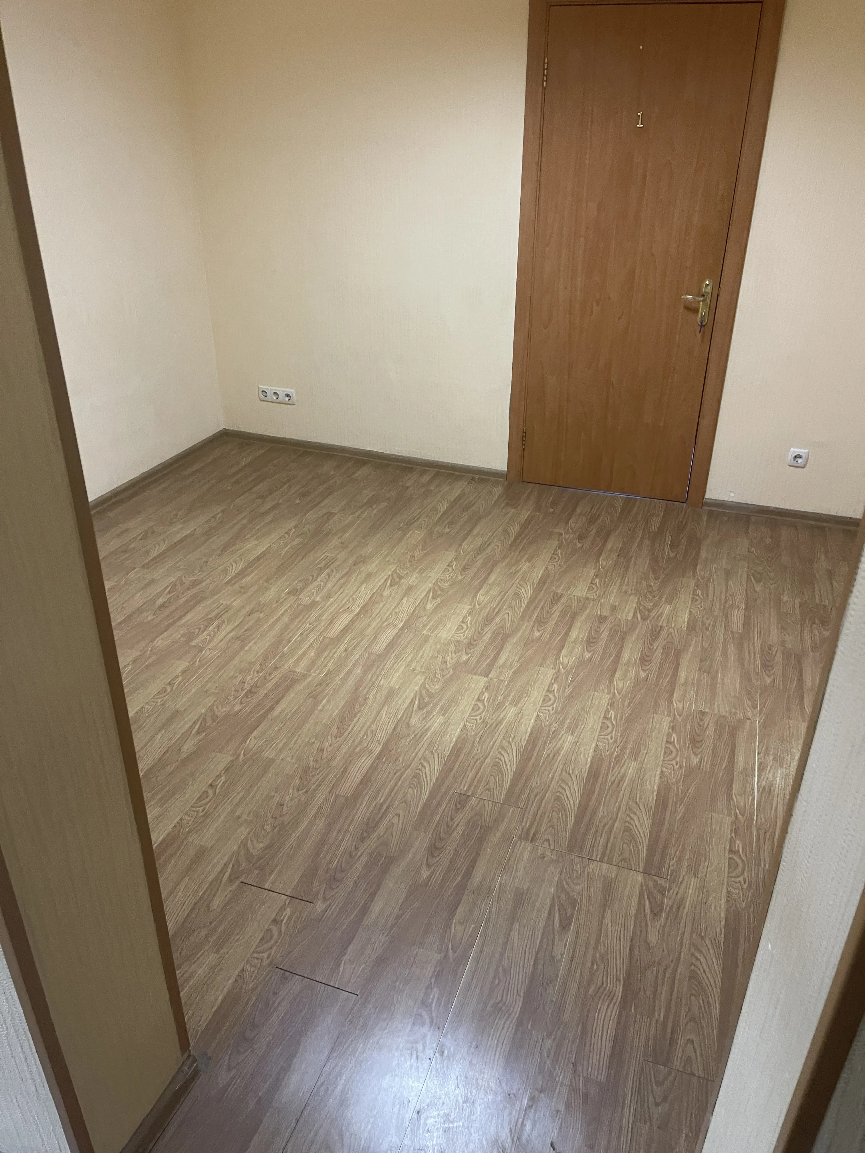 Фото Rent an office, Sribnokilska Street 2а Kyiv for long-term rent, price: 1000 $, code 4513