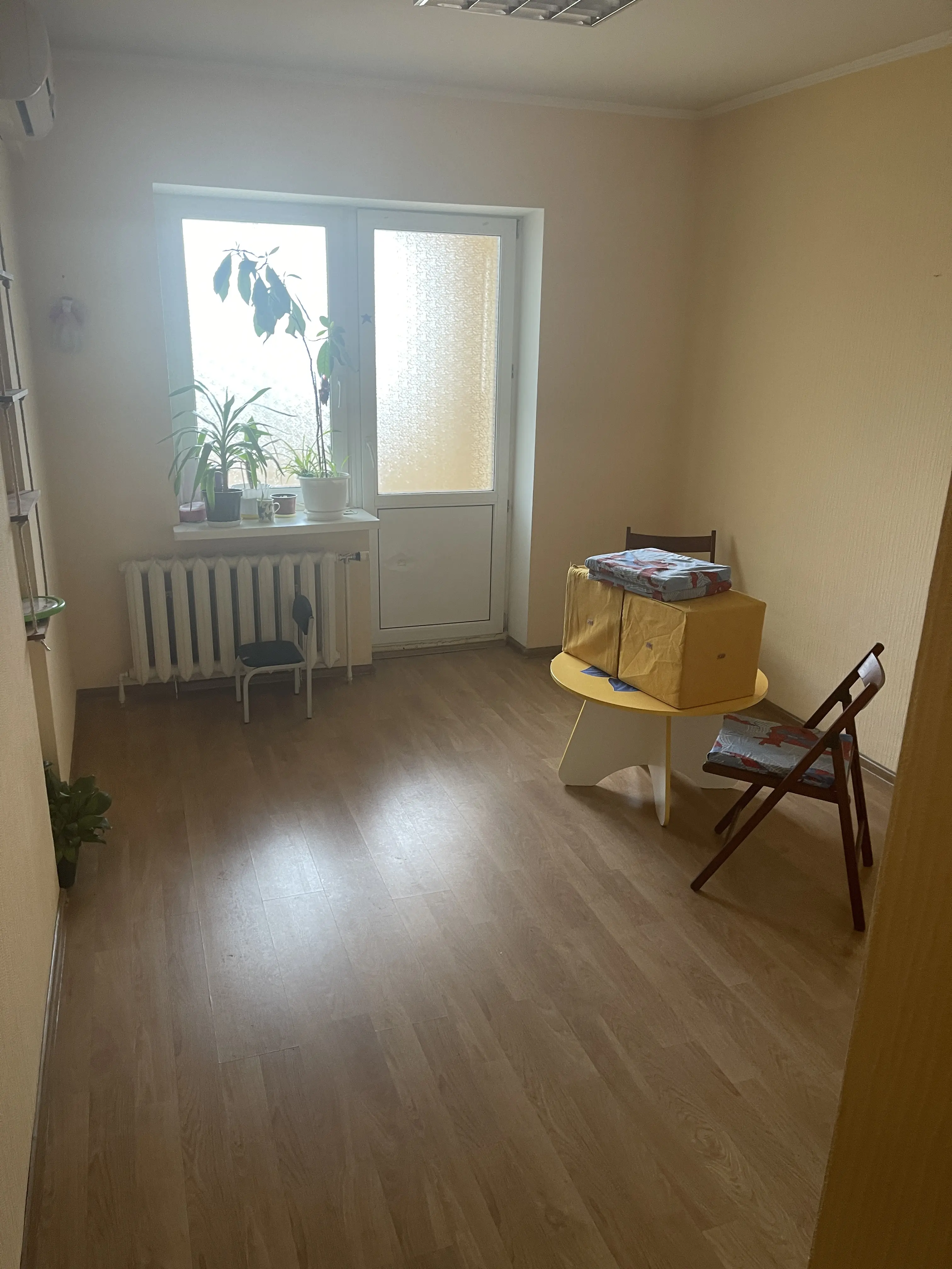 Фото Rent an office, Sribnokilska Street 2а Kyiv for long-term rent, price: 1000 $, code 4513