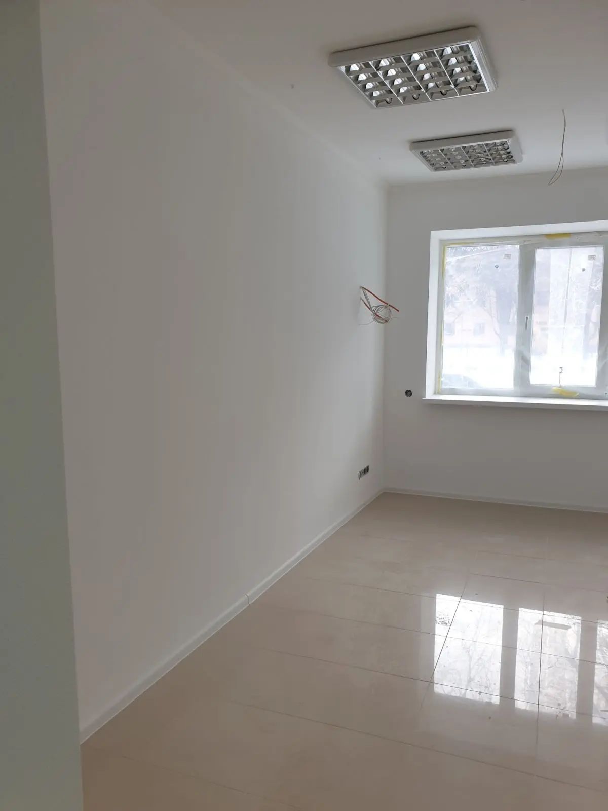 Фото Продаю офіс, 60 кв. м, Соборності вул. (Жовтнева)  Полтава, ціна: 88 $, код 4522