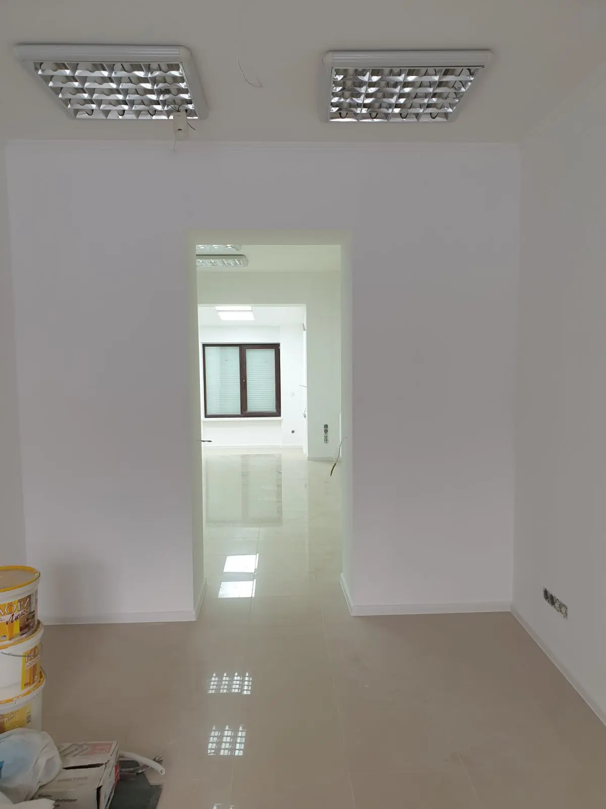 Фото Продаю офіс, 60 кв. м, Соборності вул. (Жовтнева)  Полтава, ціна: 88 $, код 4522