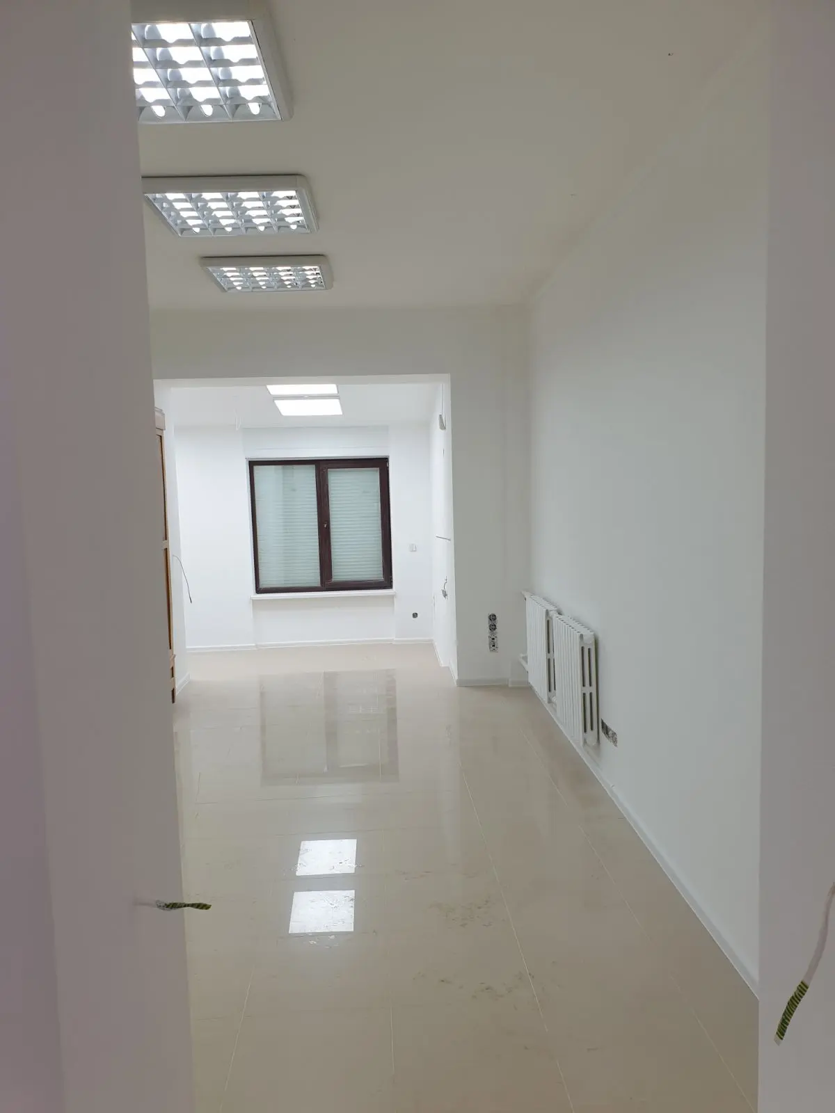 Фото Продаю офіс, 60 кв. м, Соборності вул. (Жовтнева)  Полтава, ціна: 88 $, код 4522