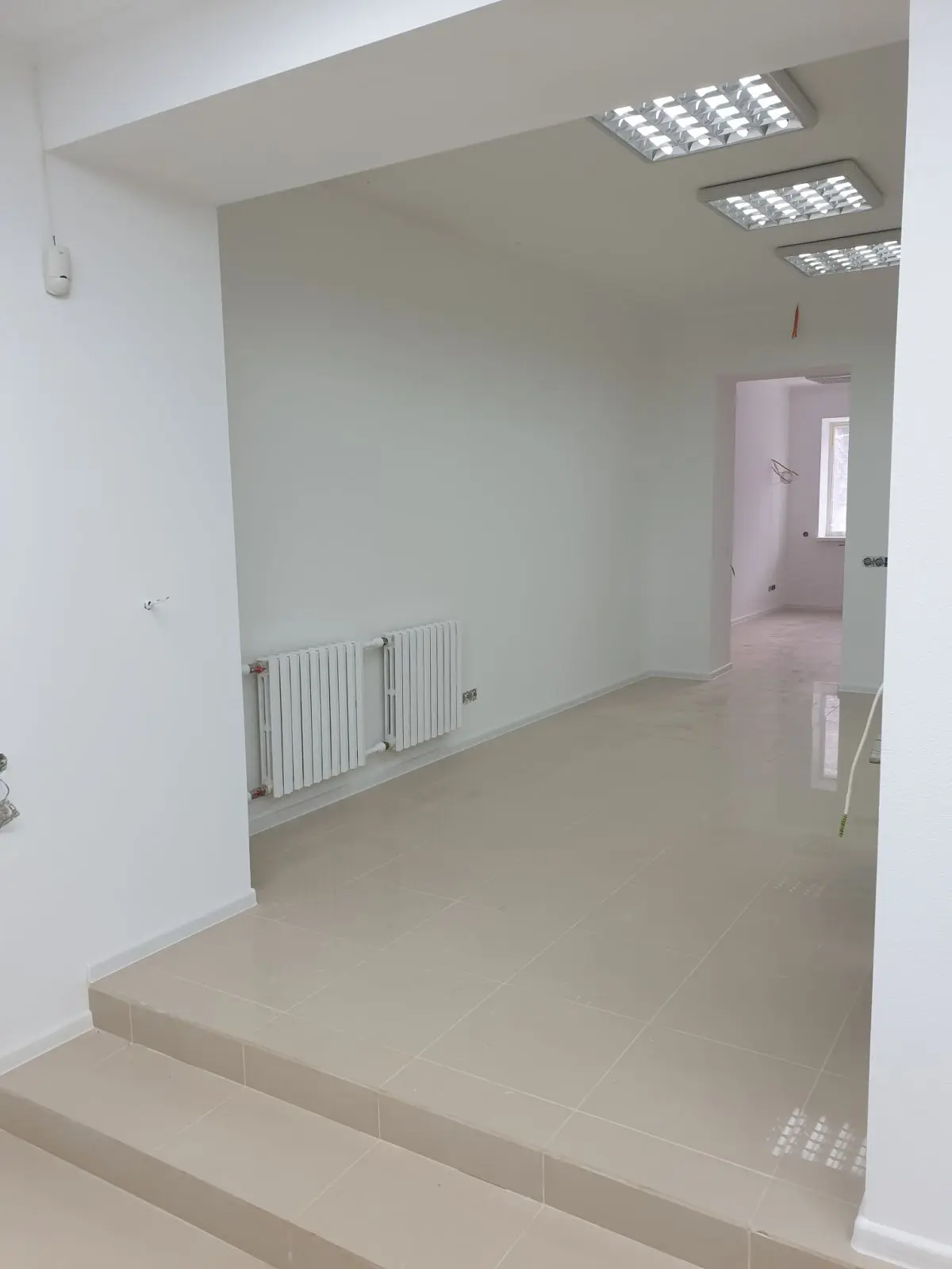 Фото Продаю офіс, 60 кв. м, Соборності вул. (Жовтнева)  Полтава, ціна: 88 $, код 4522