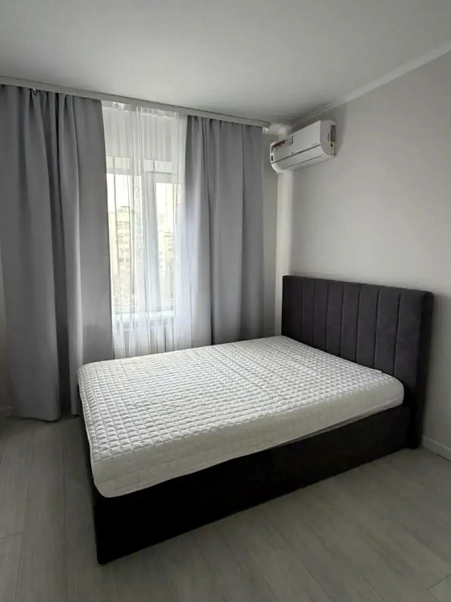 Фото Продаю 3 кімнатну квартиру, 71 кв. м, Хорольська вул. 8/4 Київ, ціна: 99000 $, код 4528