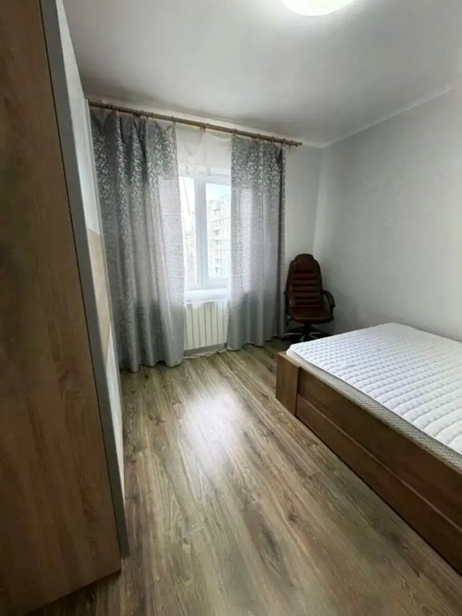 Фото Продаю 3 кімнатну квартиру, 71 кв. м, Хорольська вул. 8/4 Київ, ціна: 99000 $, код 4528