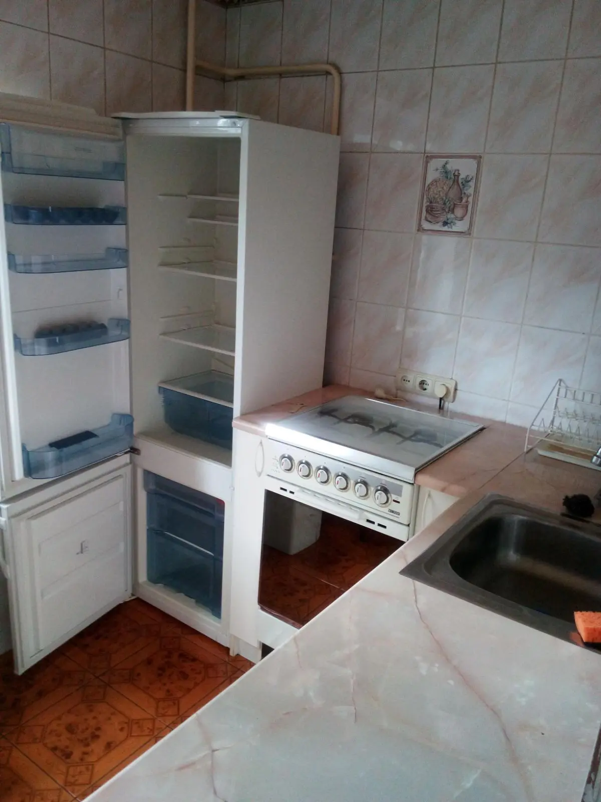 Фото Зняти 2 кімнатну квартиру, Сулеймана Стальського вул. 6 Київ в довгострокову оренду, ціна: 12000 UAH, код 4535