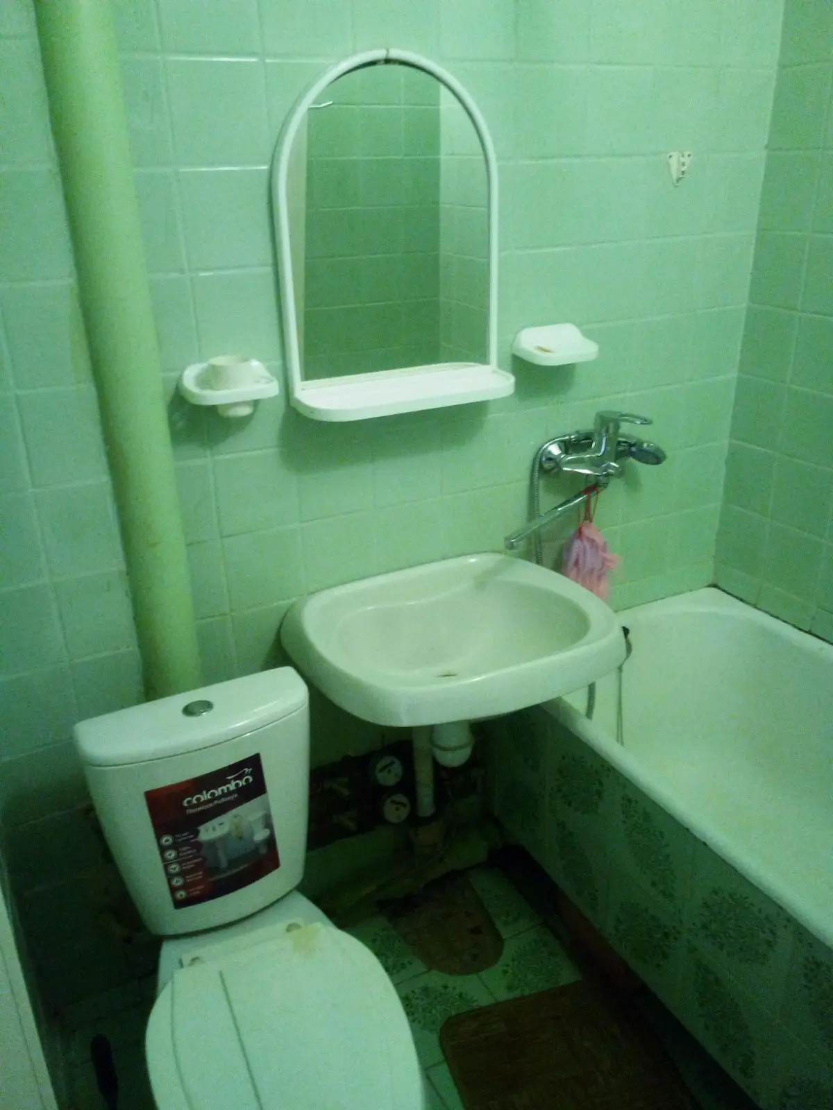 Фото Зняти 2 кімнатну квартиру, Сулеймана Стальського вул. 6 Київ в довгострокову оренду, ціна: 12000 UAH, код 4535