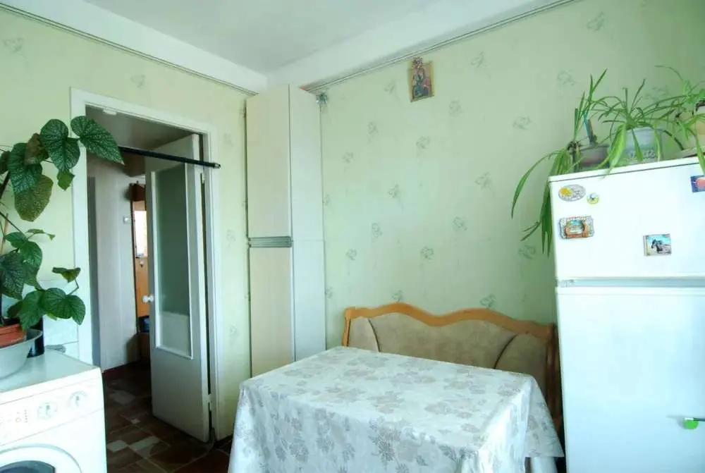 Фото Продаю  кімнатну квартиру, 35 кв. м, Міста Шалетт вул. 3 Київ, ціна: 47000 $, код 4542