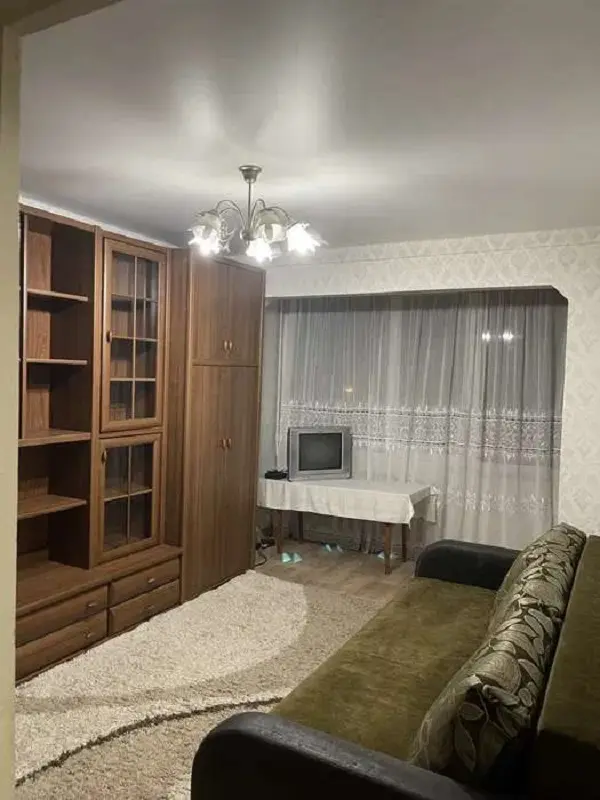 Фото Продаю  кімнатну квартиру, 35 кв. м, Міста Шалетт вул. 3 Київ, ціна: 47000 $, код 4542