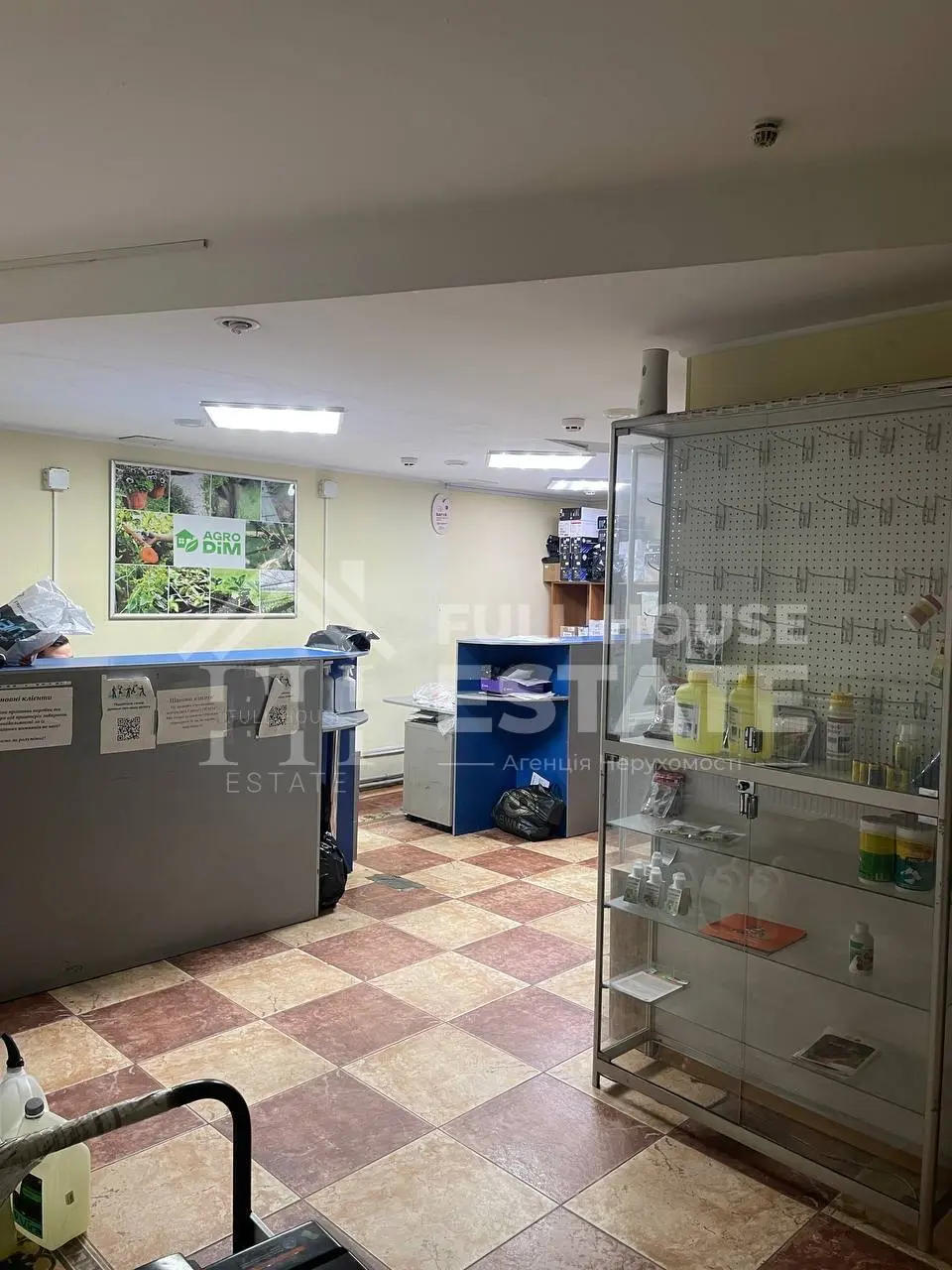 Фото Продаю комерційну нерухомість, 191 кв. м, Бессарабська пл. 5 Київ, ціна: 430000 $, код 4545