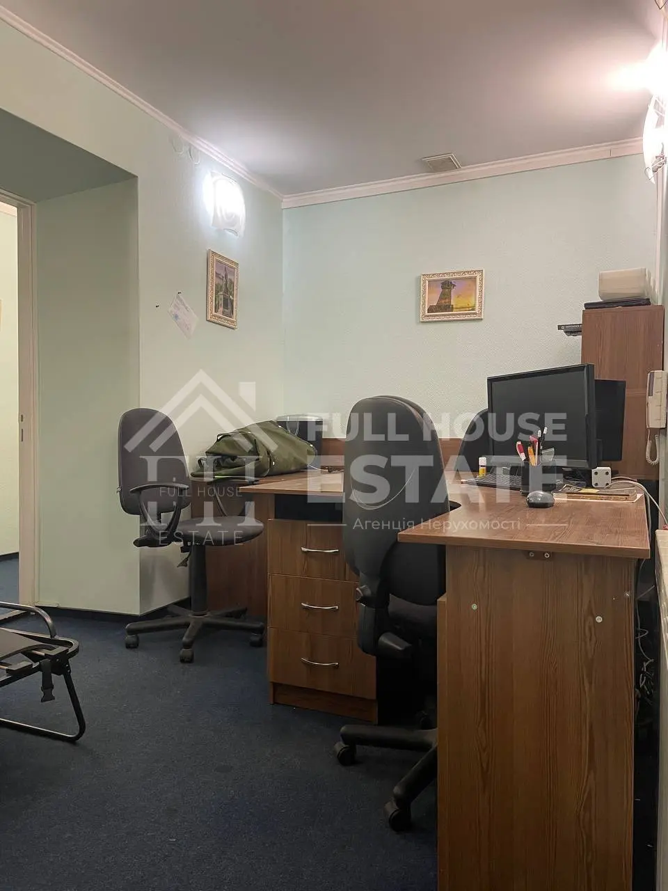 Фото Продаю комерційну нерухомість, 62 кв. м, Микільсько-Ботанічна вул. 11 Київ, ціна: 100000 $, код 4547