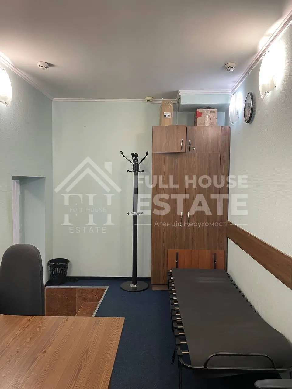 Фото Продаю комерційну нерухомість, 62 кв. м, Микільсько-Ботанічна вул. 11 Київ, ціна: 100000 $, код 4547