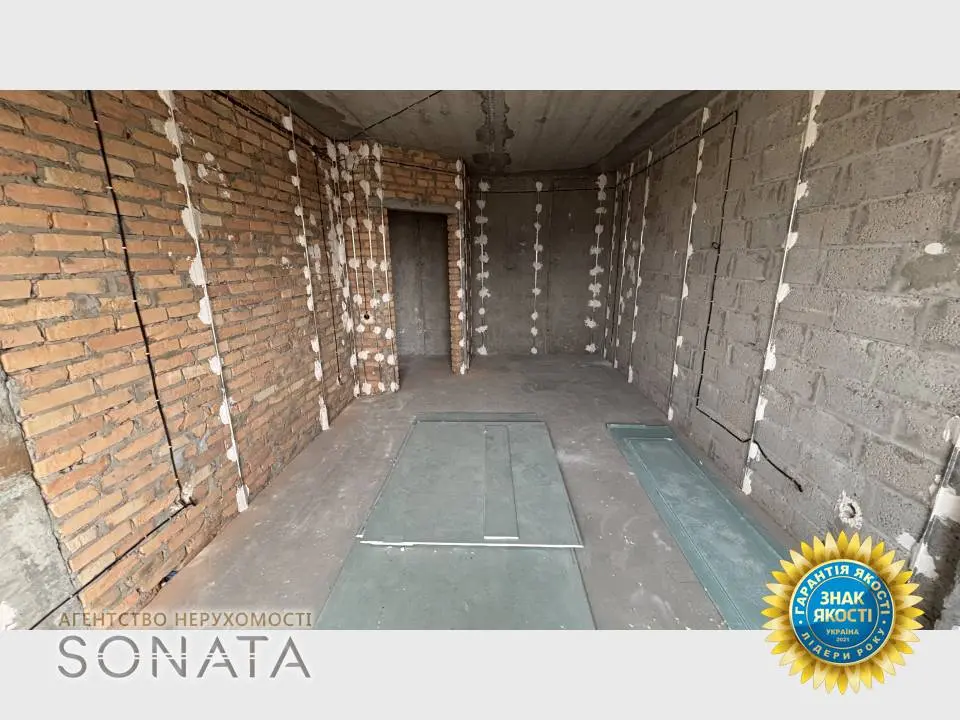 Фото Продаю 1-комнатную квартиру, 41.8 кв. м, Праведницы Шулежко ул. (Пушкина)  Черкассы, цена: 39500 $, код 4555