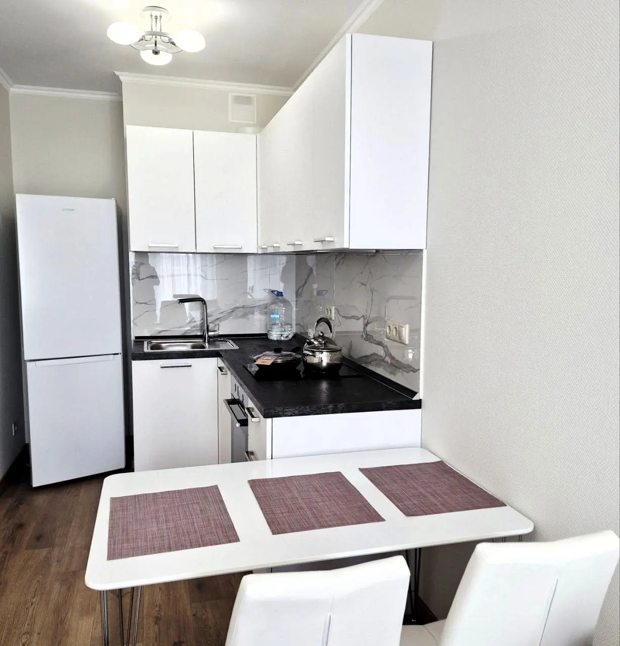 Фото Зняти 1 кімнатну квартиру, Приладний пров. 10а Київ в довгострокову оренду, ціна: 20000 UAH, код 4557