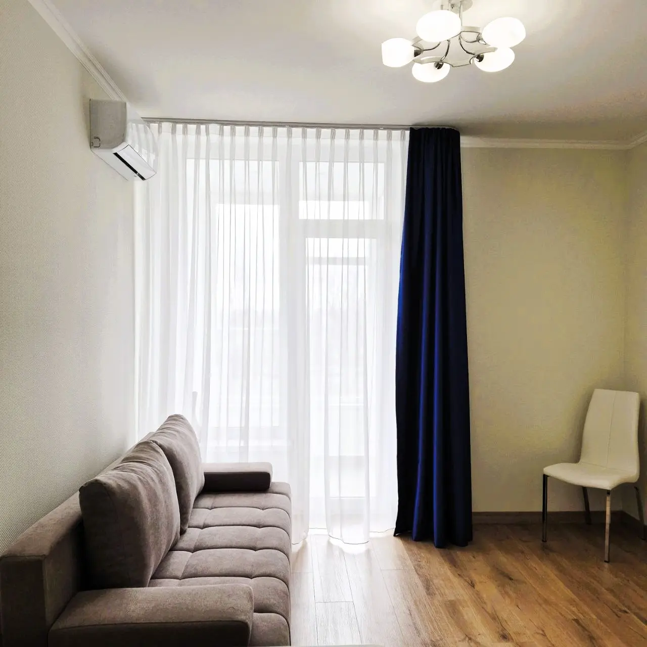 Фото Зняти 1 кімнатну квартиру, Приладний пров. 10а Київ в довгострокову оренду, ціна: 20000 UAH, код 4557