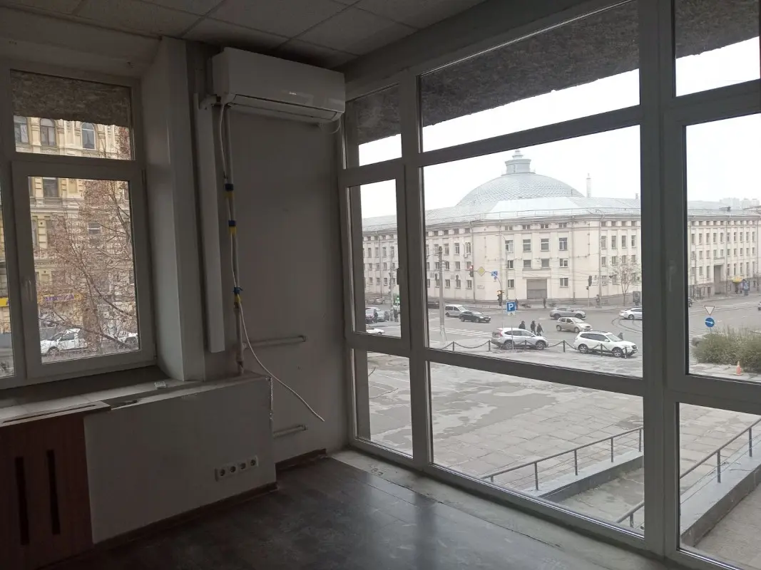 Фото Selling an office, 1070 sq.m., Dmytrivska Street 18/24 Kyiv, price: 1200 $, code 4567