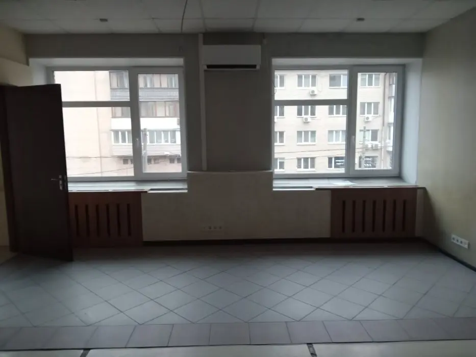 Фото Selling an office, 1070 sq.m., Dmytrivska Street 18/24 Kyiv, price: 1200 $, code 4567