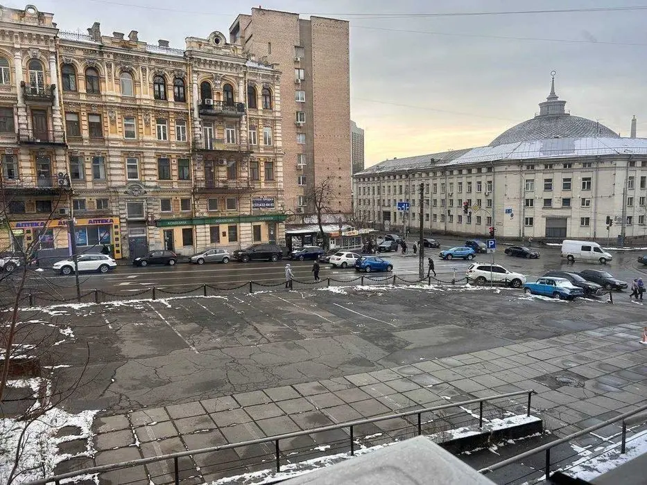 Фото Selling an office, 1070 sq.m., Dmytrivska Street 18/24 Kyiv, price: 1200 $, code 4567