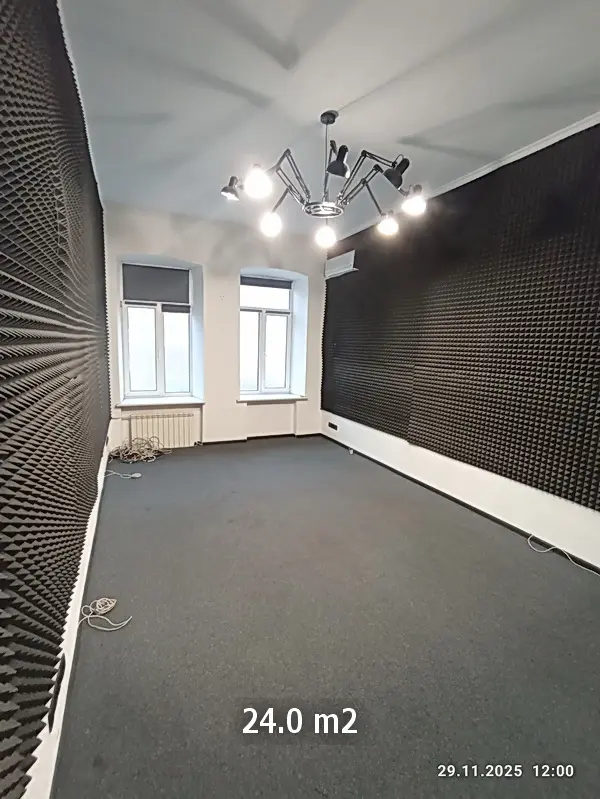 Фото Орендувати офіс, Велика Васильківська вул. 45/17 Київ в довгострокову оренду, ціна: 1150 $, код 4570