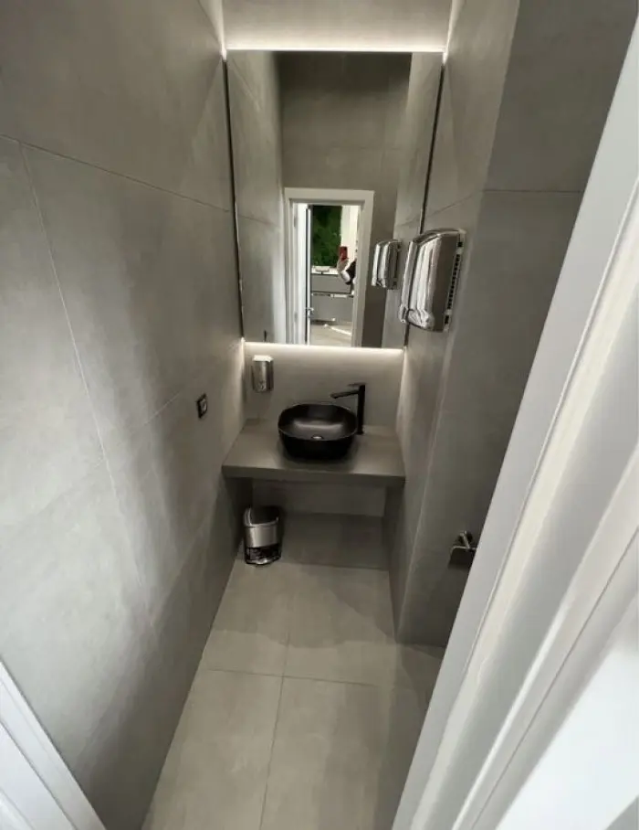 Фото Rent an office, Sichovykh Striltsiv Street (Artema Street) 11 Kyiv for long-term rent, price: 1500 $, code 4573