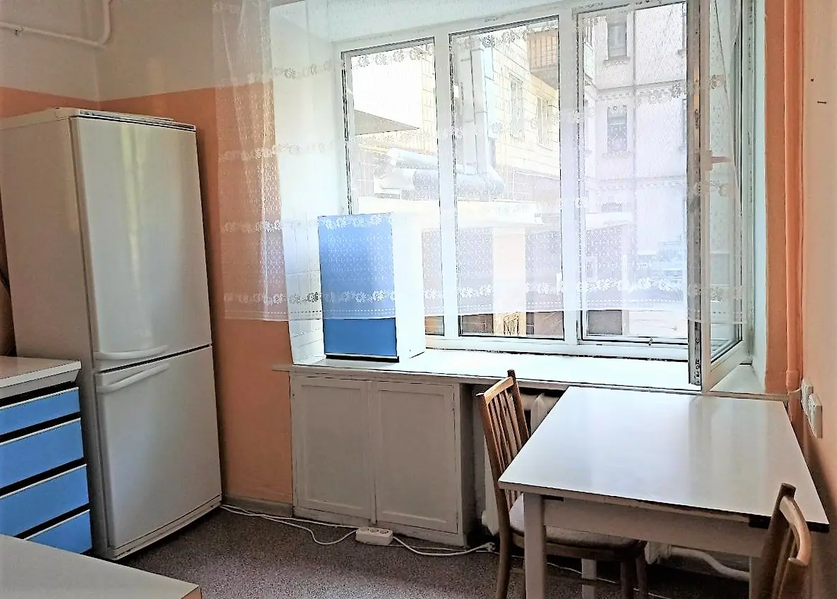 Фото Зняти 2 кімнатну квартиру, Микільський пров. (Січневий) 1/25 Київ в довгострокову оренду, ціна: 15000 UAH, код 4578