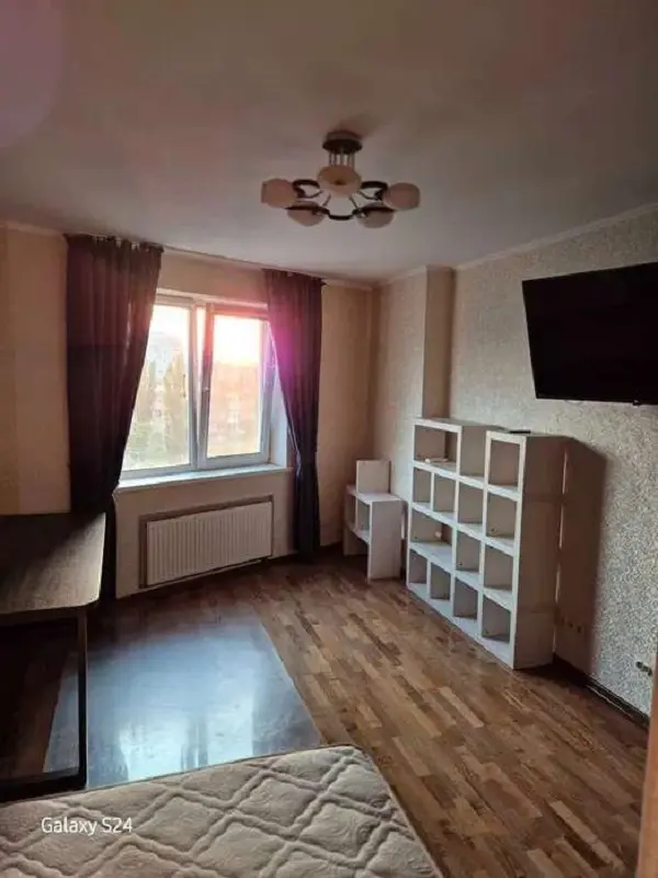 Фото Продаю 1-комнатную квартиру, 41 кв. м, Юрия Шумского ул. 5 Киев, цена: 82500 $, код 4611