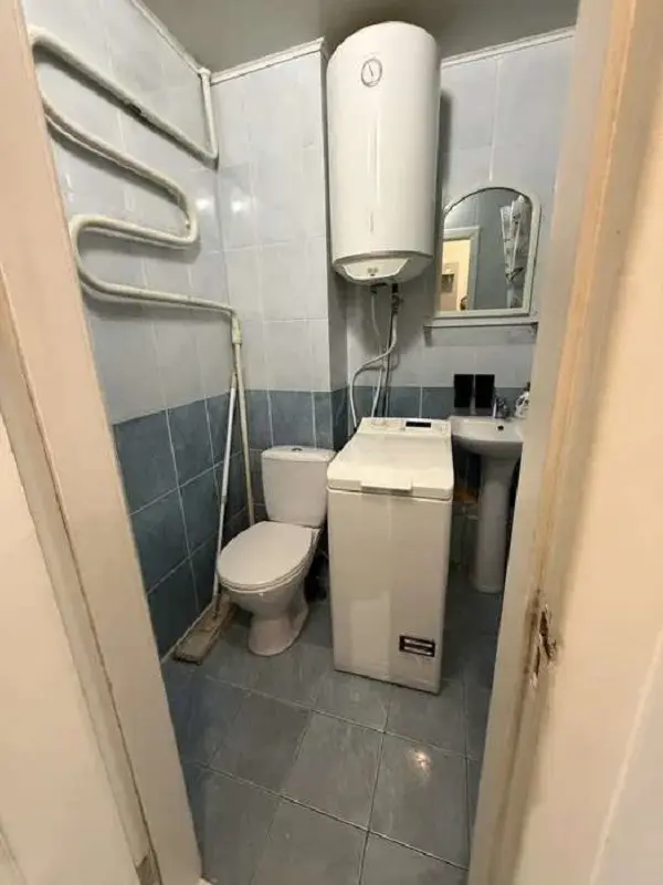 Фото Selling a 1-room apartment, 28.4 sq.m., Sobornosti avenue 13а Kyiv, price: 40000 $, code 4614