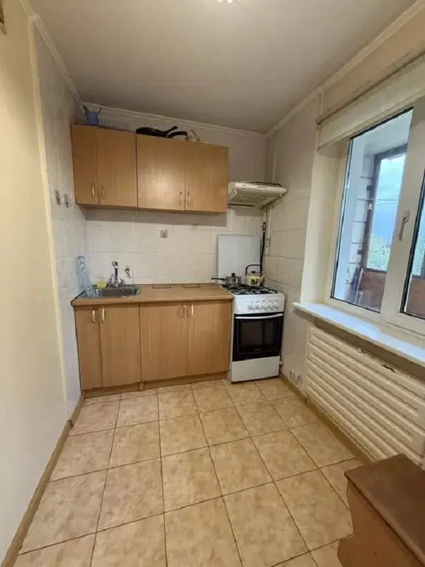 Фото Selling a 1-room apartment, 28.4 sq.m., Sobornosti avenue 13а Kyiv, price: 40000 $, code 4614