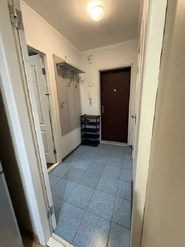 Фото Selling a 1-room apartment, 28.4 sq.m., Sobornosti avenue 13а Kyiv, price: 40000 $, code 4614