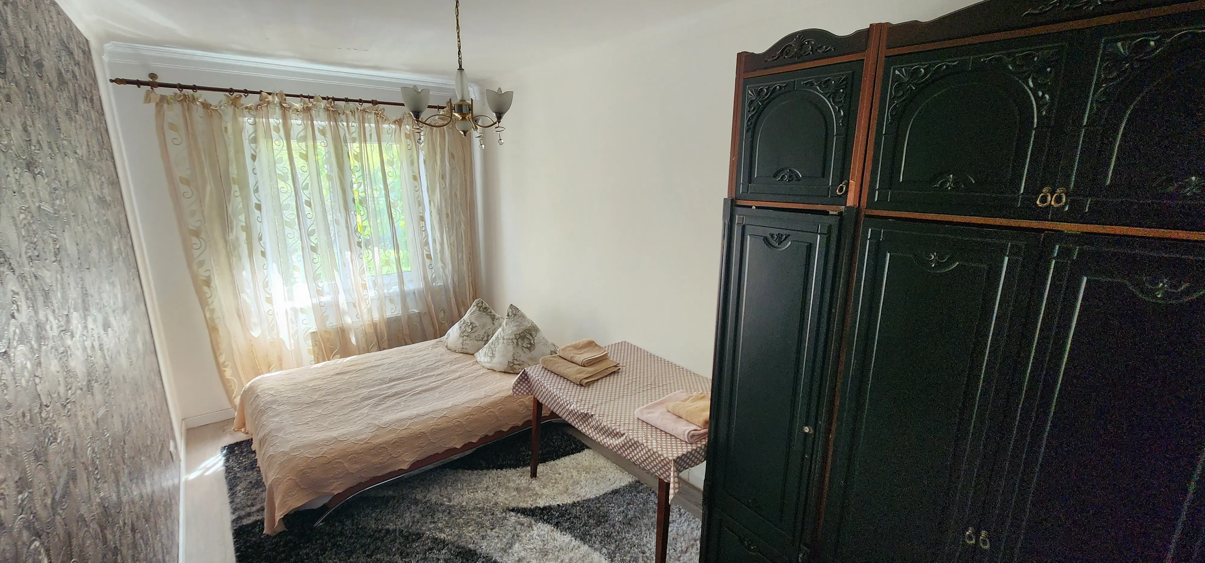 Фото Selling a 4-room apartment, 84.2 sq.m., Skisna Street 4 Lviv, price: 128000 EUR, code 4616