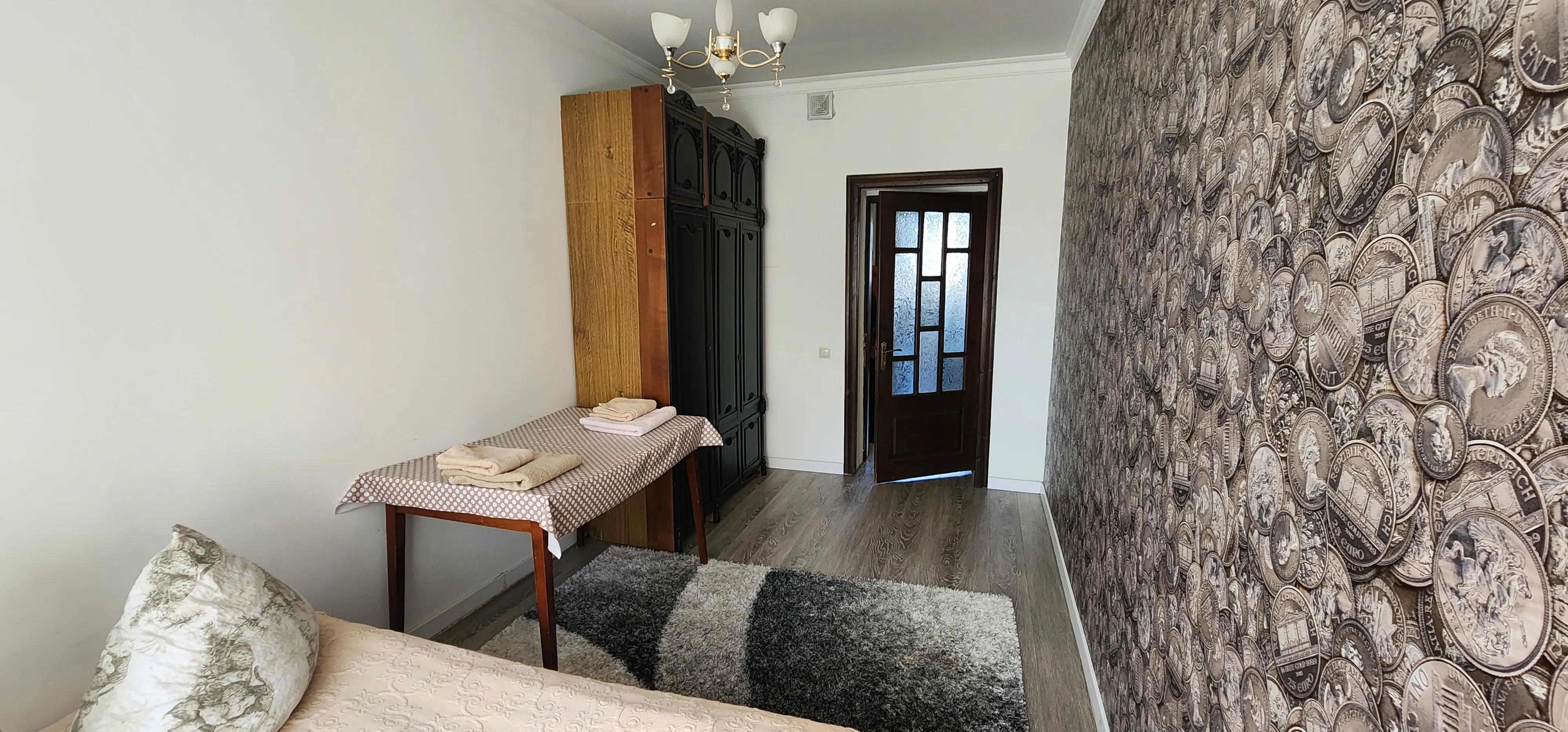 Фото Selling a 4-room apartment, 84.2 sq.m., Skisna Street 4 Lviv, price: 128000 EUR, code 4616