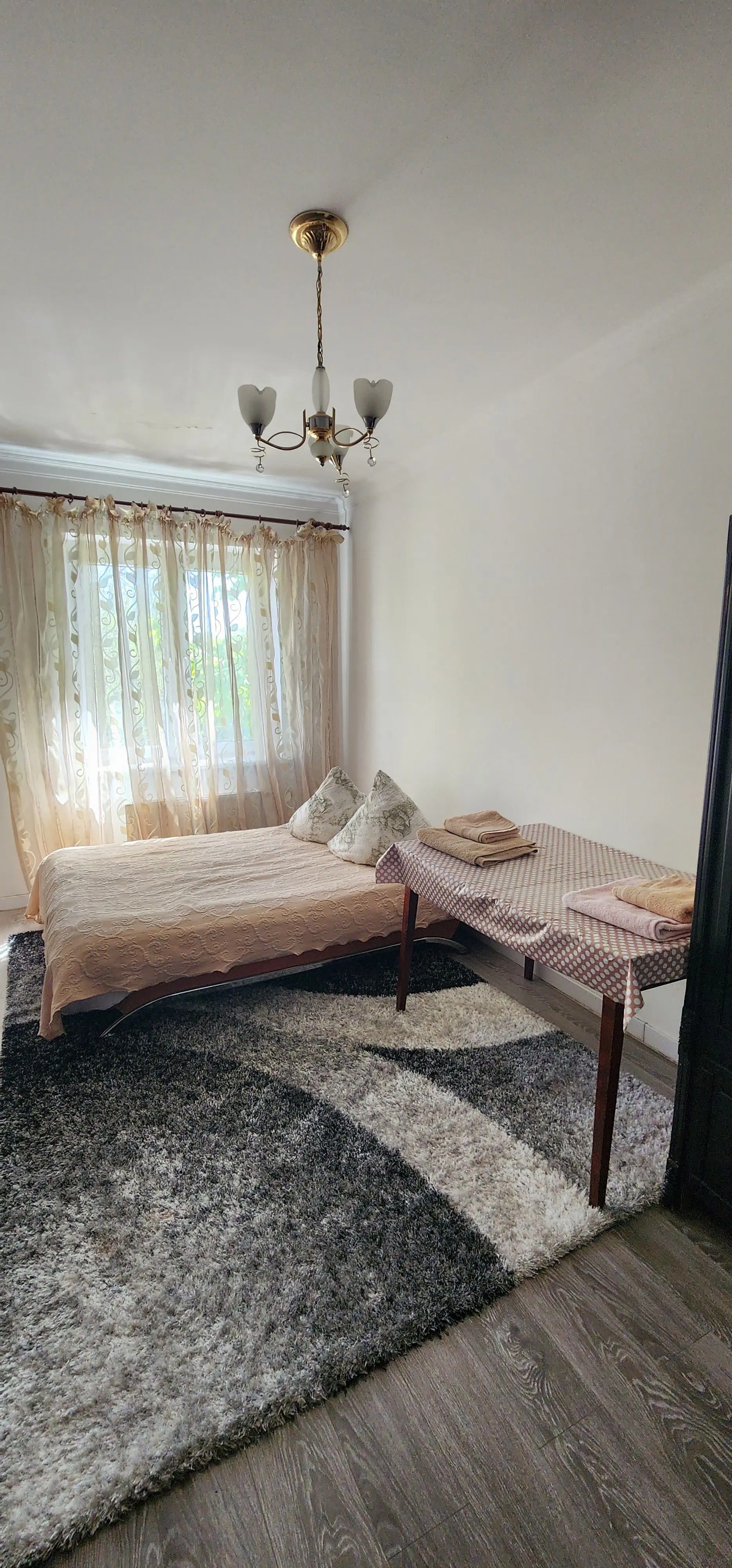 Фото Selling a 4-room apartment, 84.2 sq.m., Skisna Street 4 Lviv, price: 128000 EUR, code 4616