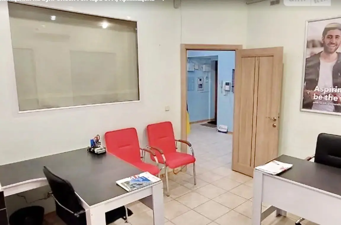 Фото Орендувати офіс, Олеся Гончара вул. 37а Київ в довгострокову оренду, ціна: 43800 UAH, код 4621