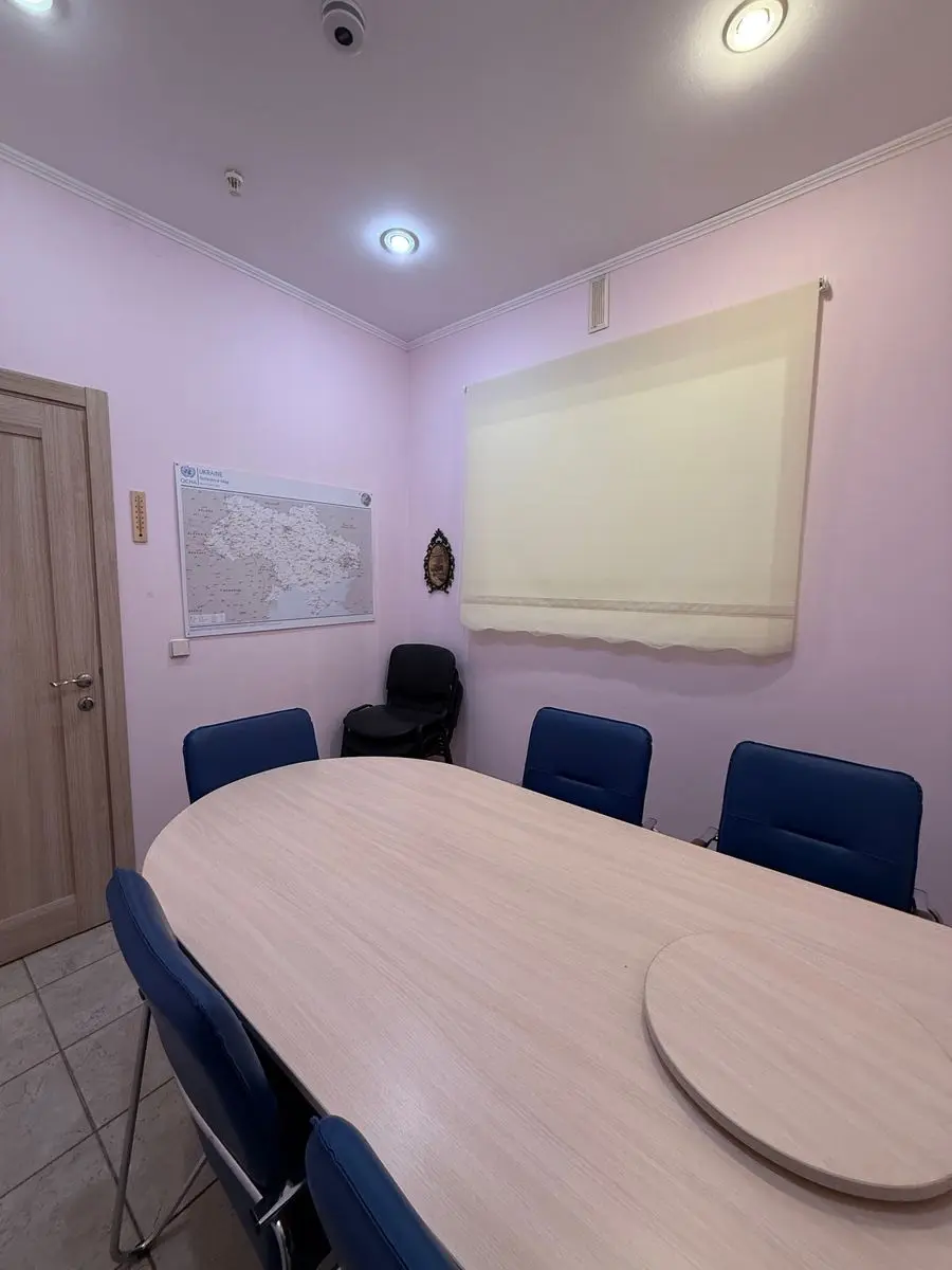 Фото Орендувати офіс, Олеся Гончара вул. 37а Київ в довгострокову оренду, ціна: 43800 UAH, код 4621