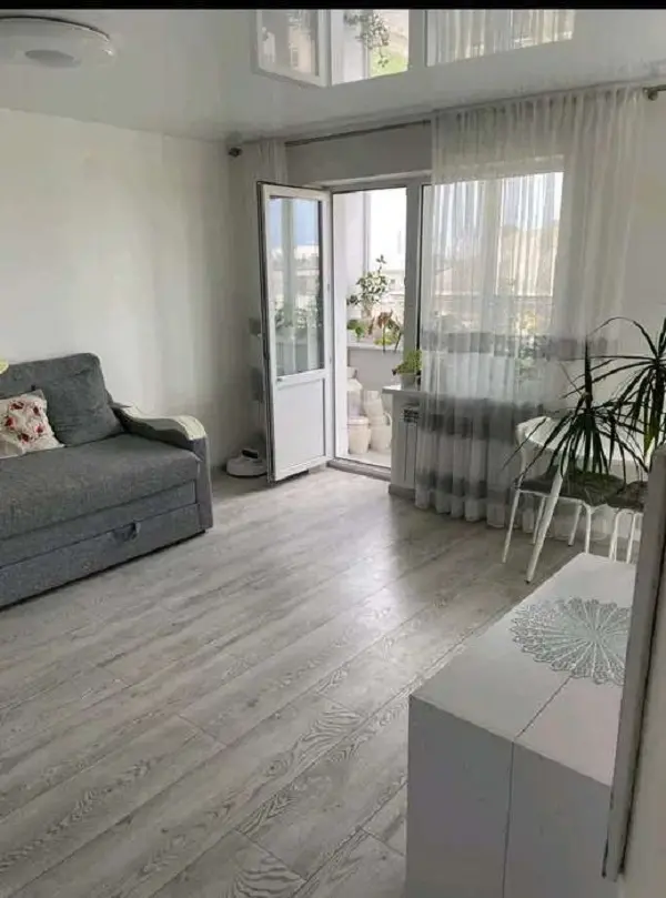 Фото Продаю 1 кімнатну квартиру, 45 кв. м, Харківське шосе 9 Київ, ціна: 60000 $, код 4623