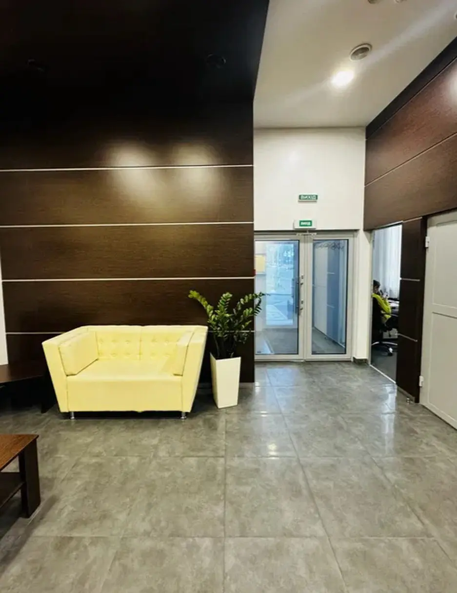 Фото Орендувати офіс, Генерала Алмазова вул. (Кутузова)  Київ в довгострокову оренду, ціна: 200000 UAH, код 4630