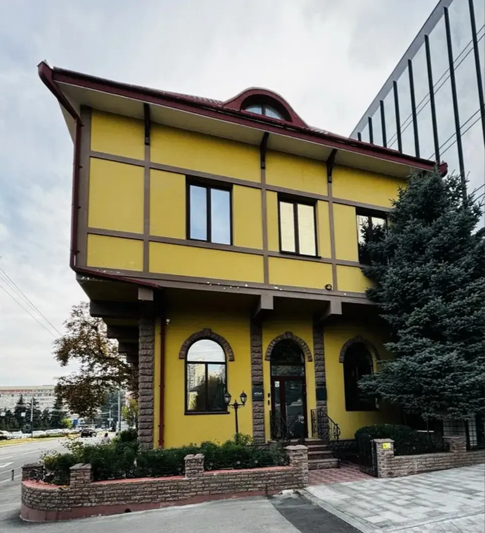 Фото Орендувати офіс, Генерала Алмазова вул. (Кутузова)  Київ в довгострокову оренду, ціна: 200000 UAH, код 4630