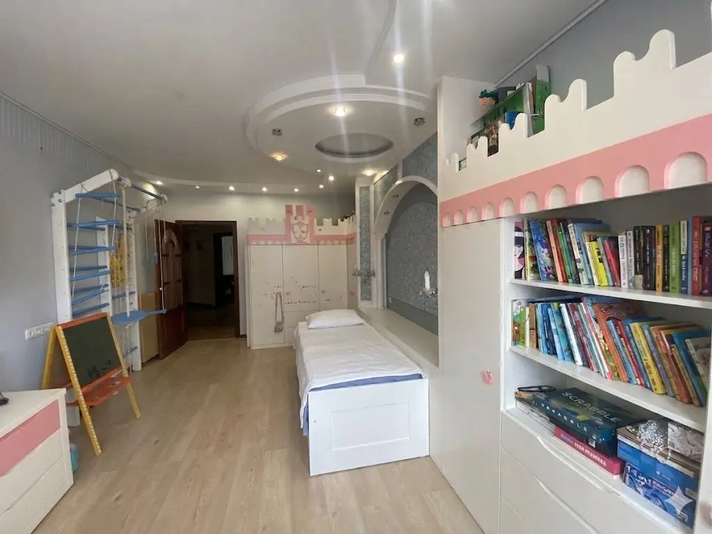 Фото Продаю 3-комнатную квартиру, 142 кв. м, Княжий Затон ул. 21 Киев, цена: 185000 $, код 4617