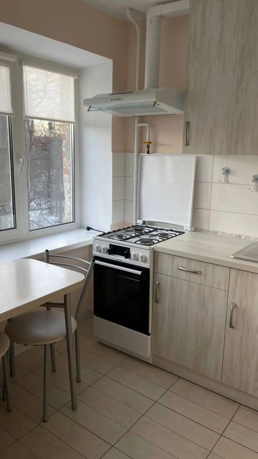Фото Rent a 2-room apartment, Lavrska Street (Sichnevogo povstannya street)  Kyiv for long-term rent, price: 22000 грн, code 4632