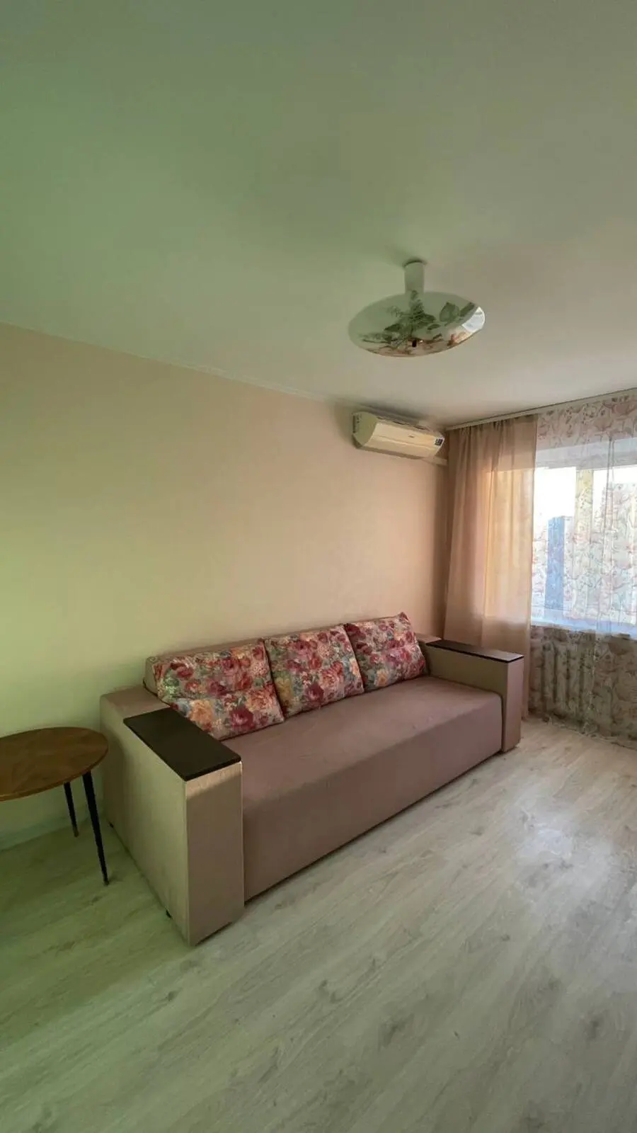 Фото Rent a 2-room apartment, Lavrska Street (Sichnevogo povstannya street)  Kyiv for long-term rent, price: 22000 грн, code 4632