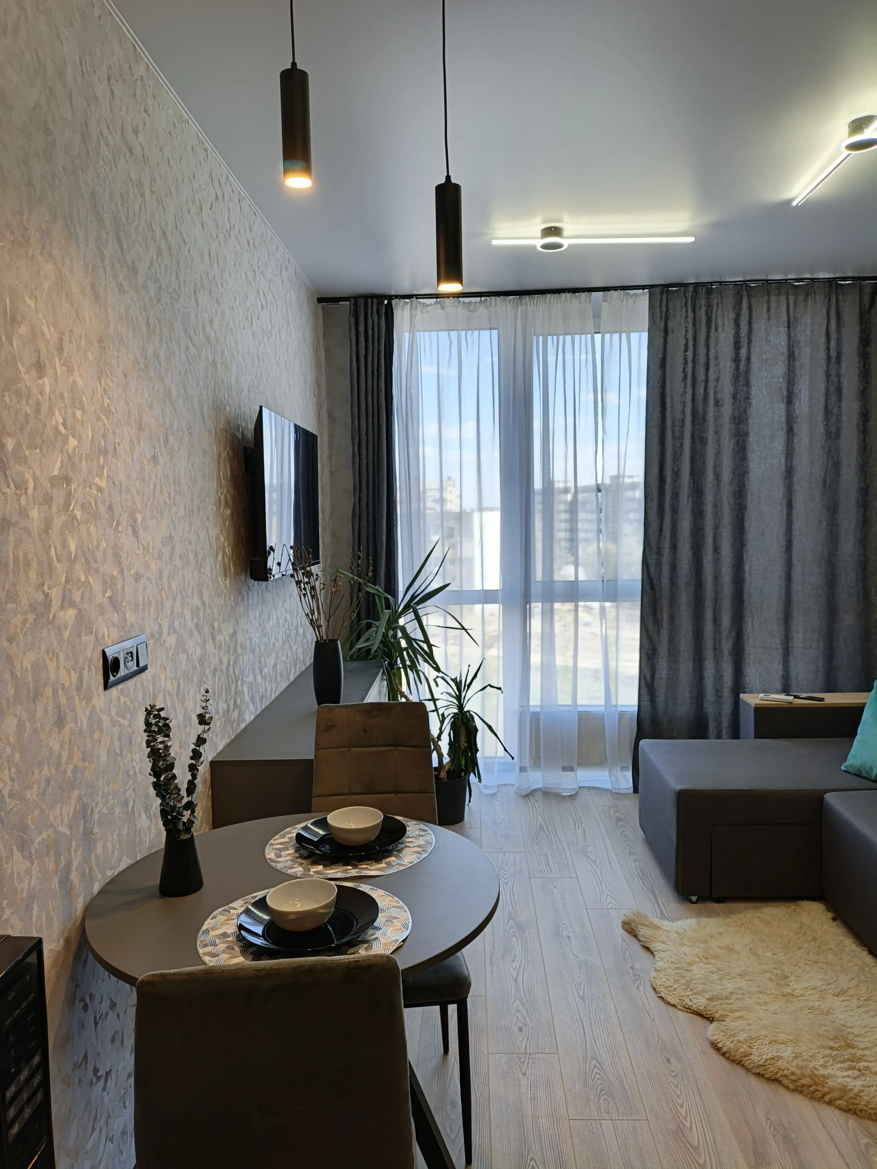 Фото Rent a 1-room apartment, Viktora Nekrasova Street (Pivnichno-Syretska Street)  Kyiv for long-term rent, price: 28000 UAH, code 3903