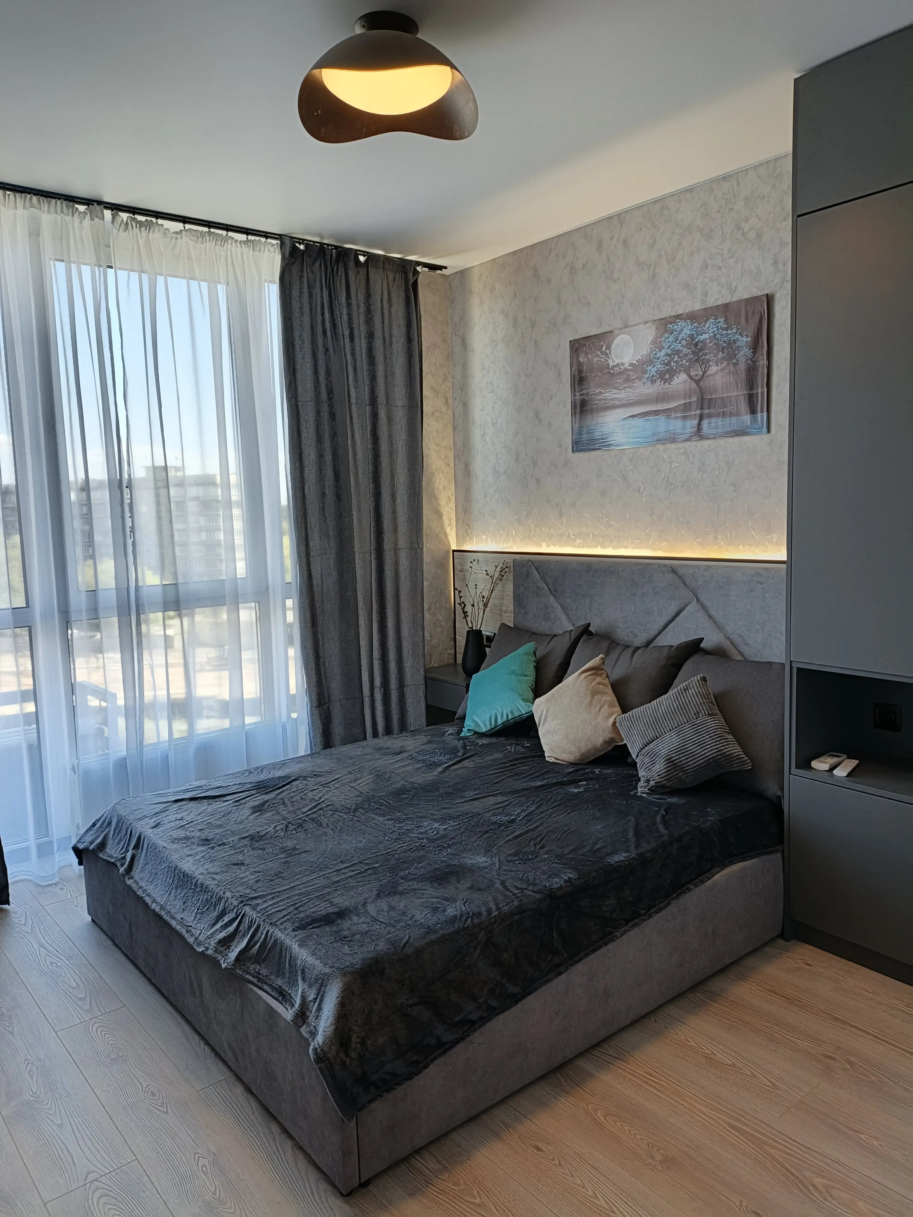Фото Rent a 1-room apartment, Viktora Nekrasova Street (Pivnichno-Syretska Street)  Kyiv for long-term rent, price: 28000 UAH, code 3903