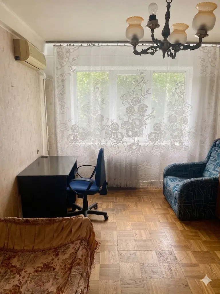 Фото Продаю 2 кімнатну квартиру, 45 кв. м, Петра Запорожця вул. 7а Київ, ціна: 45000 $, код 4634
