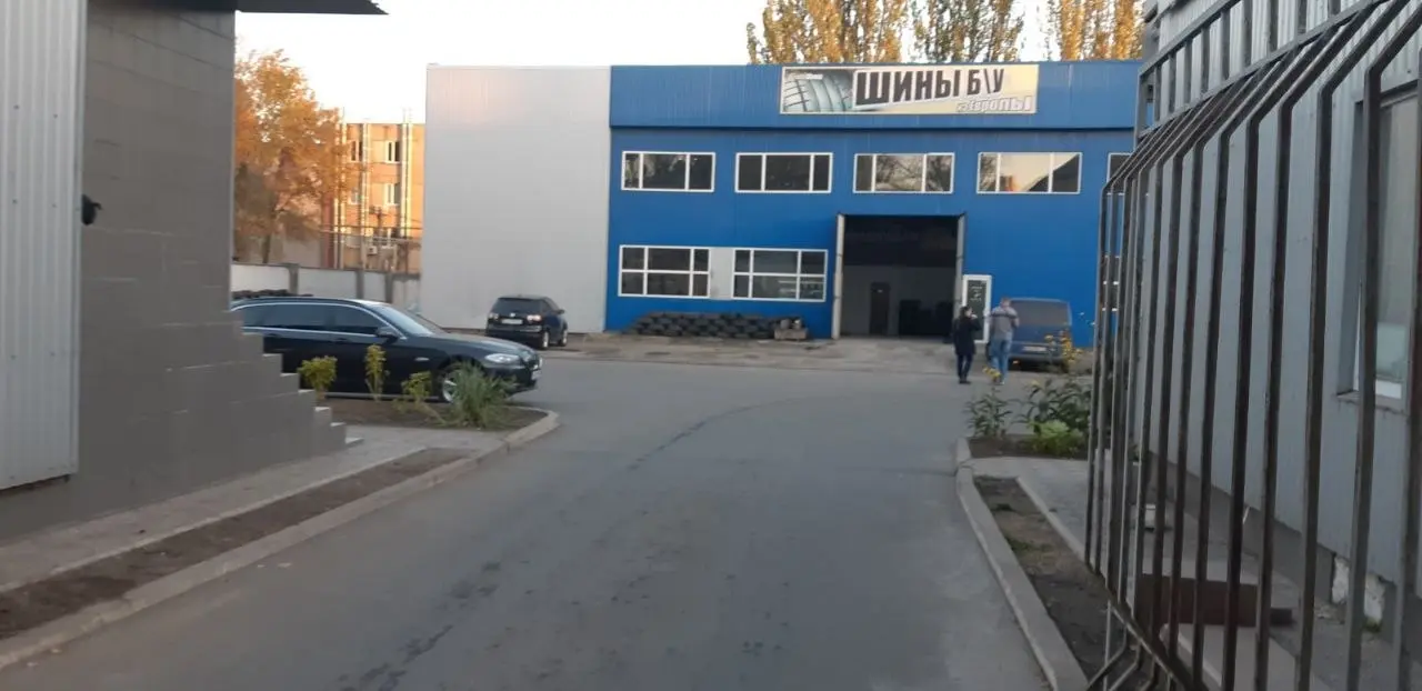 Фото Арендовать склад, Днепровское шоссе  Кривой Рог в долгосрочную аренду, цена: 16000 UAH, код 4637