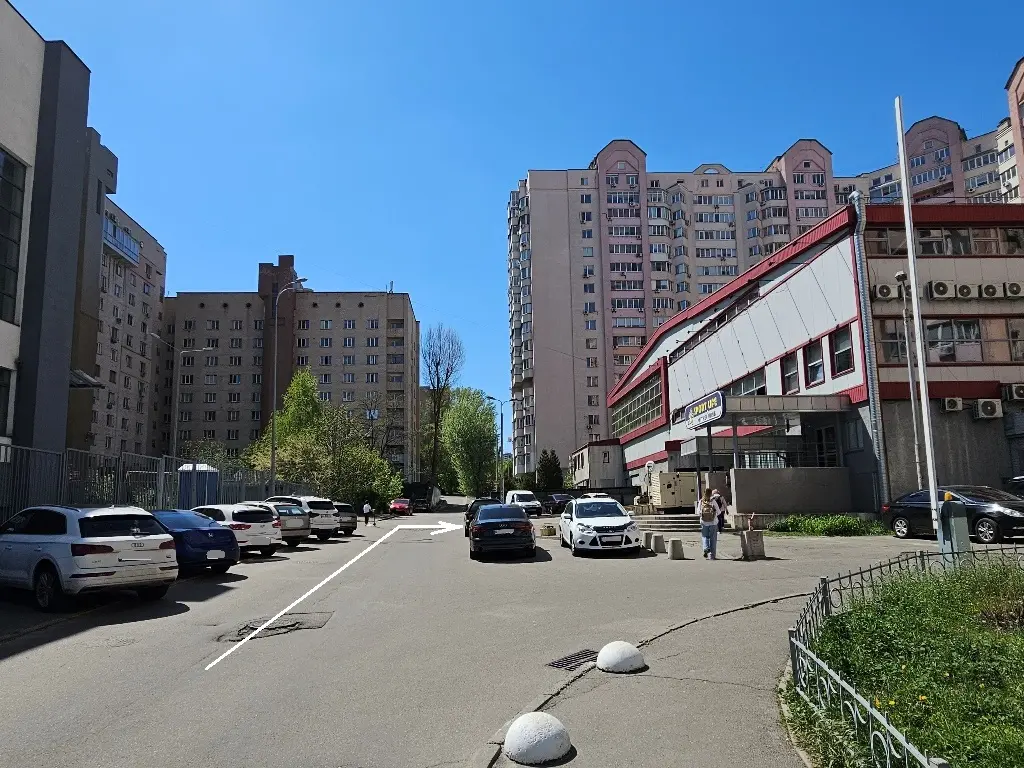 Фото Продаю паркінг, гараж, 17.4 кв. м, Миколи Голего вул. (Лебедєва-Кумача) 5 Київ, ціна: 24500 $, код 4664