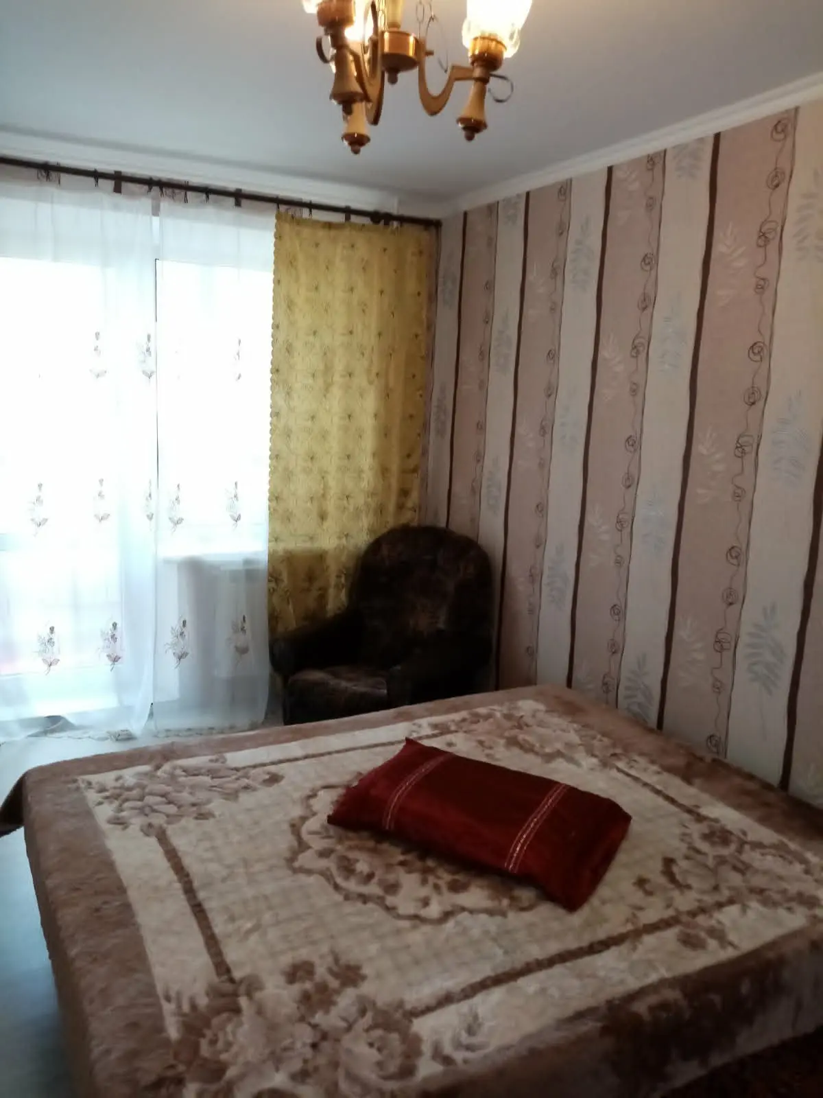 Фото Зняти 2 кімнатну квартиру, Володимира Момота вул. (Горького)  Бориспіль в довгострокову оренду, ціна: 12000 UAH, код 4672