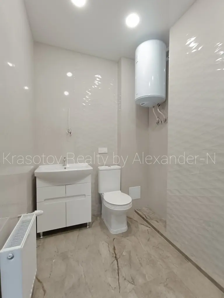 Фото Selling a 1-room apartment, 55 sq.m., Henerala Bocharova Street 44а Odesa, price: 60000 $, code 4675