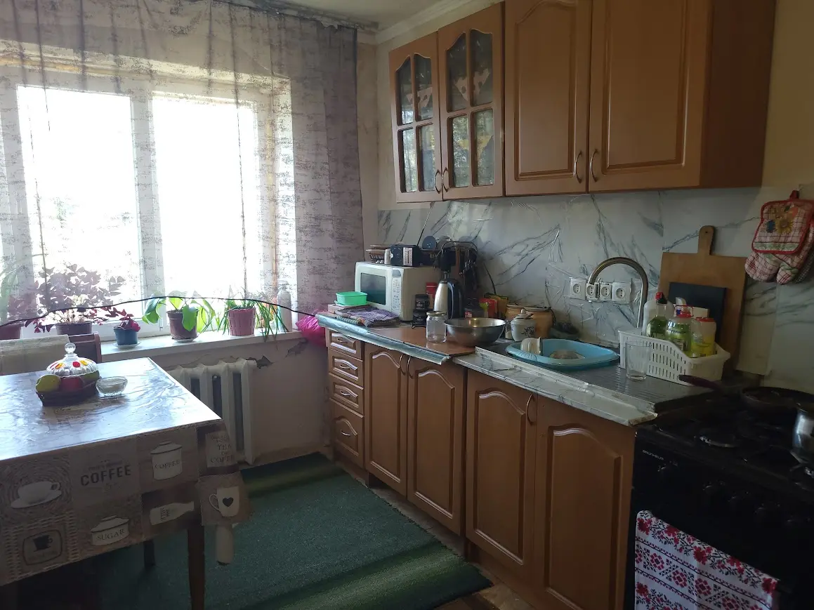 Фото Продаю 1-комнатную квартиру, 37 кв. м, Строителей ул.  Красилівка, цена: 15000 $, код 4679