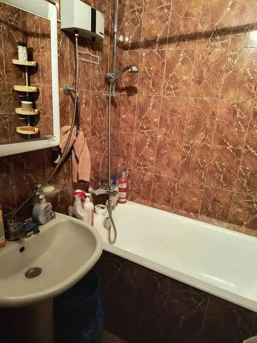 Фото Продаю 3 кімнатну квартиру, 95 кв. м, Єреванська вул. 10а Київ, ціна: 118000 $, код 4682